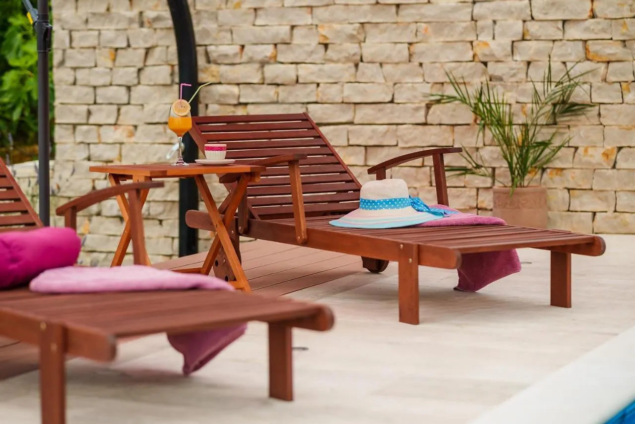 Holiday home Villa Sul Mare Starigrad Paklenica