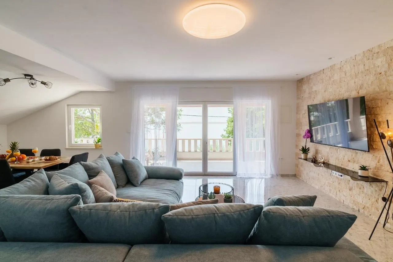 Villa Sul Mare Starigrad Paklenica