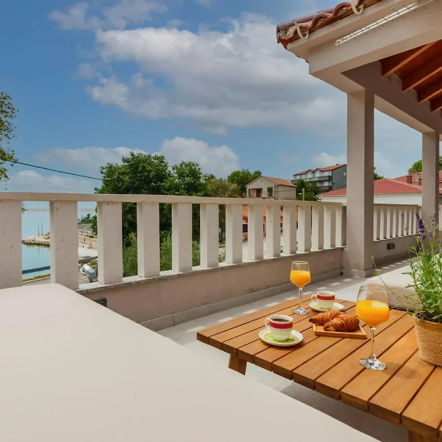 Villa Sul Mare Starigrad Paklenica