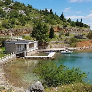 Kuca Za Odmor Jelena Starigrad Paklenica